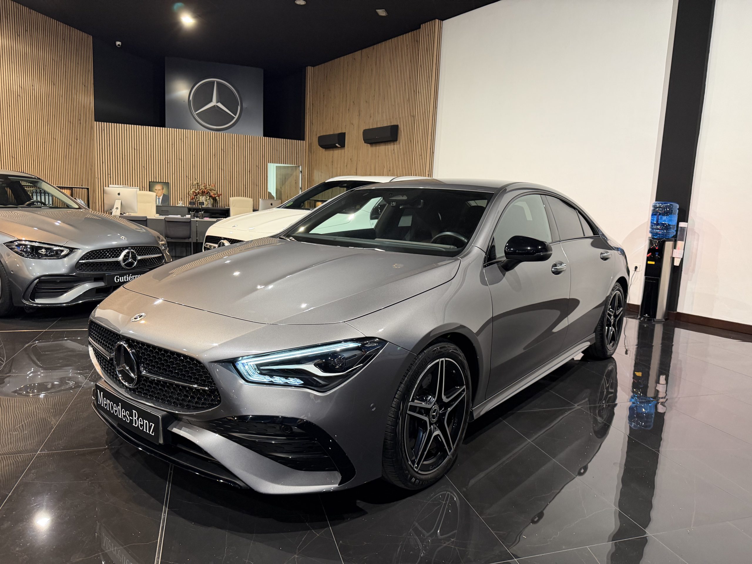MB CLA 220 D 8G-DCT AMG NIGHT 190 CV